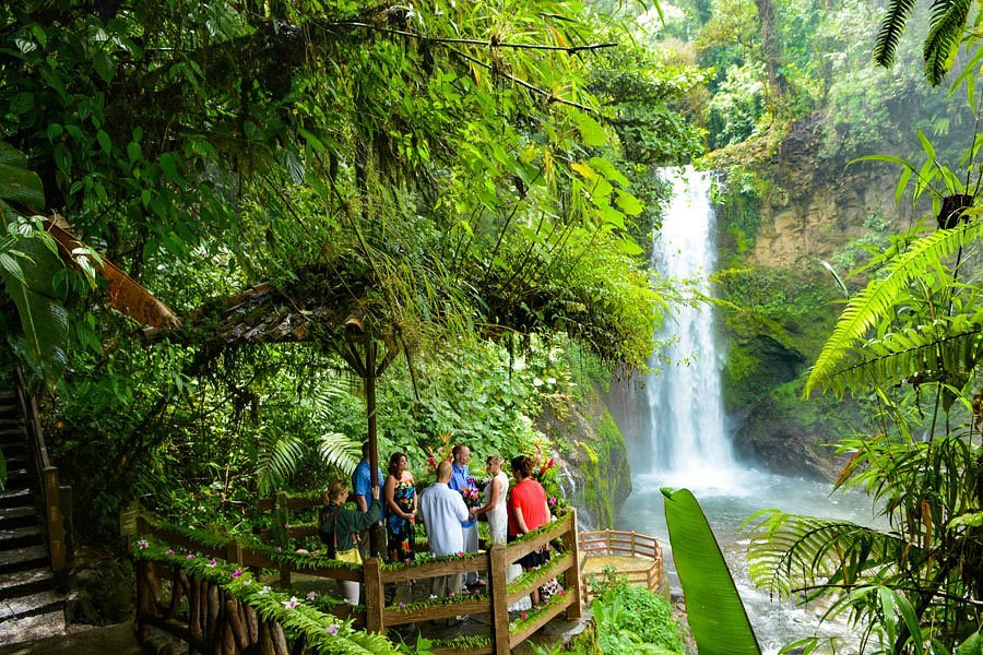La paz waterfalls and Gardens in Costa Rica